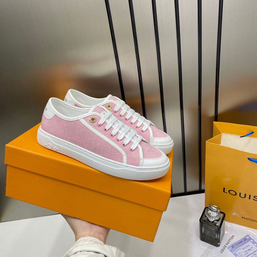 Louis Vuitton LV Lagoon Sneaker Rose
