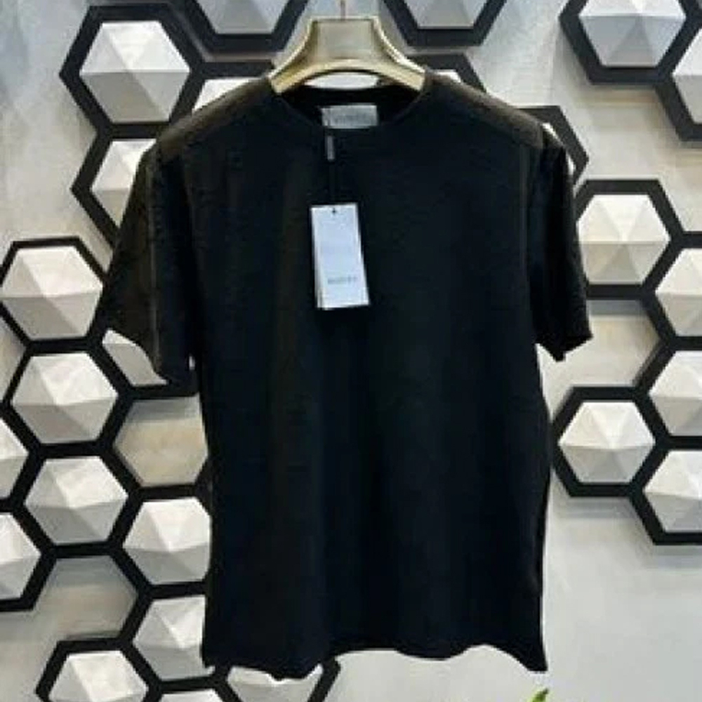 GC LOGO EMBOSSED PREMIUM BLACK TSHIRT