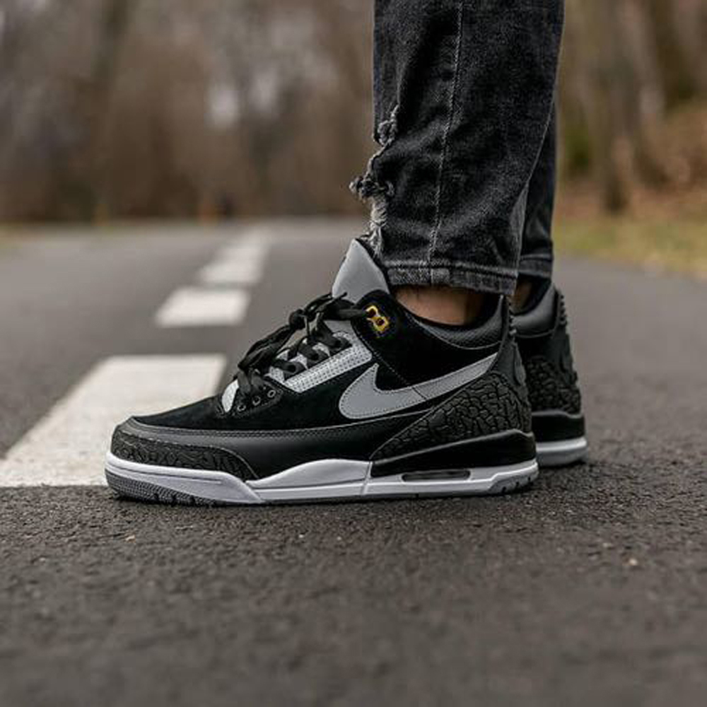 NIKE AIR JORDAN 3 TINKER BLACK CEMENT