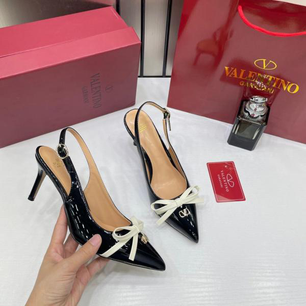 Valentino Elegant Womens Black Back Belt Leather With White Knot With OG Box & Carry Bag H-1 Black