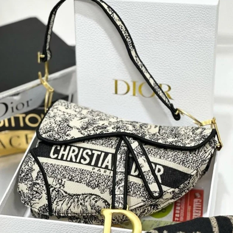19 Dior Saddle Black Toile de Jouy Embroidery With OG Box & Dust Bag (Black Tiger 129)