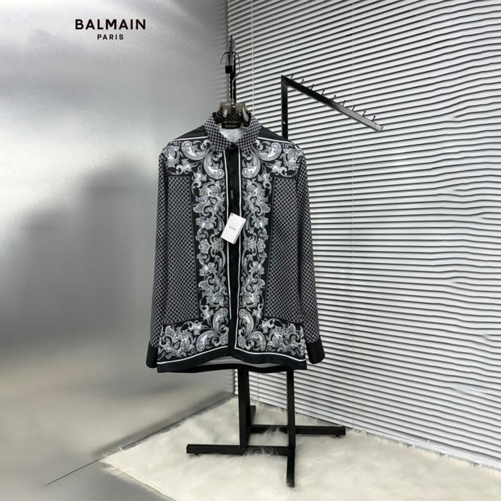 BALMAIN BLACK BANDANA FULL FRONT BACK PRINTED SHIRT WITH BOX