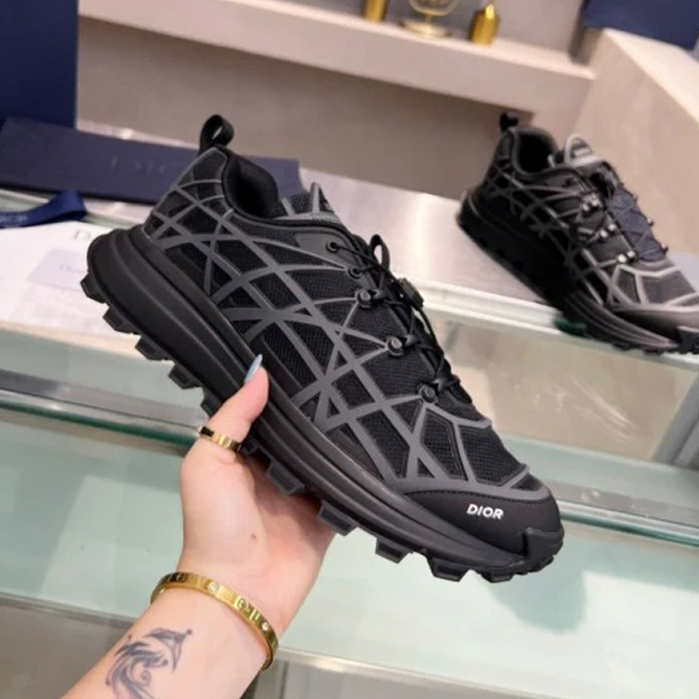 CHRISTAIN B31 RUNNER BLACK